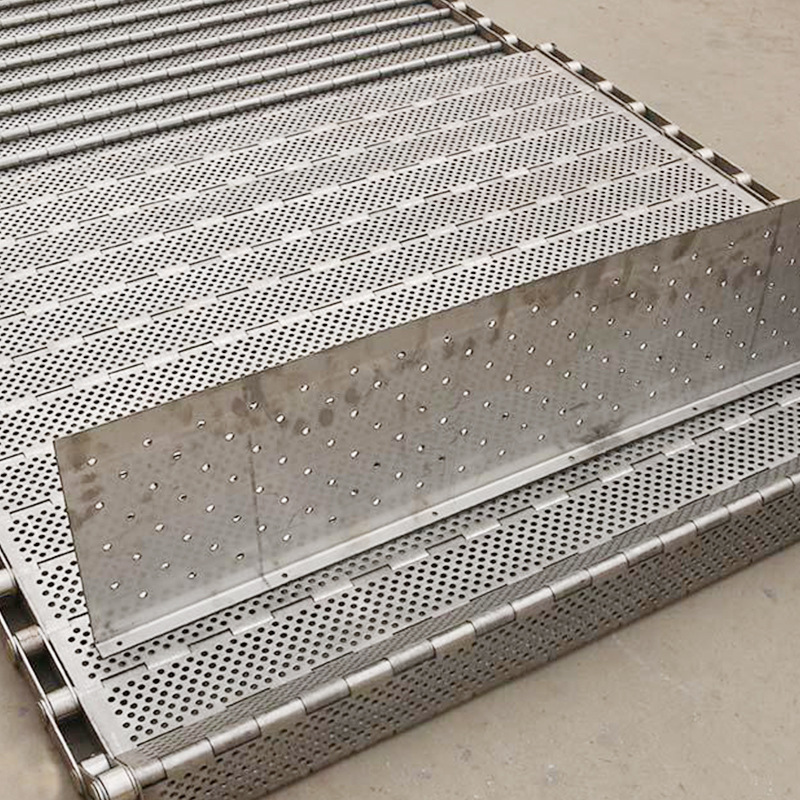 Yuantong conveyor mesh belt installation convenient metal material humanoid hole stainless steel metal conveyor supply conveyor mesh belt