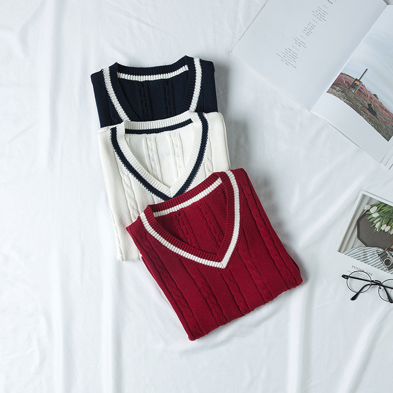 Spot Wholesale British Style Jk Uniform V Neck Twist Vest Knitwear