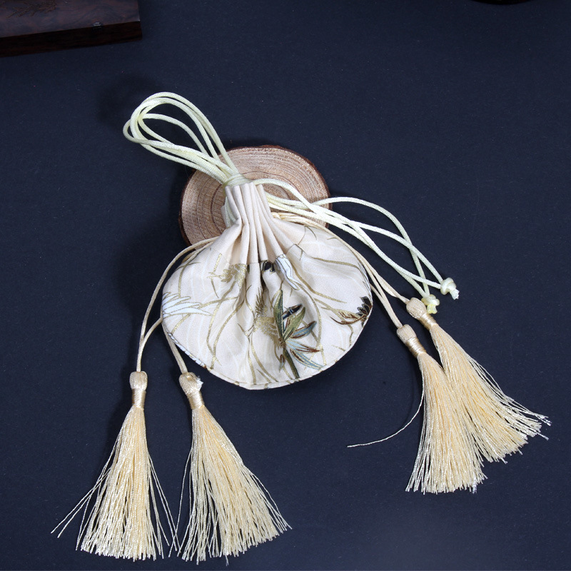 Antique Sachet Empty Bag Wardrobe Sachet Cloud Crane Sachet Fetal Hair Hanfu Carry-on Pocket Pendant Sachet