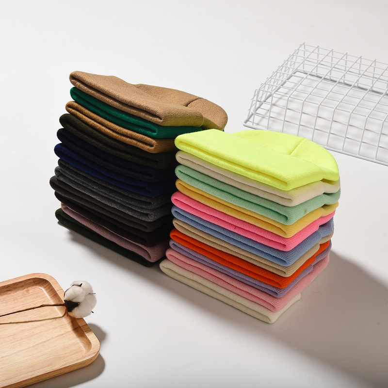 Factory direct men's and women's light plate knitted hat solid color acrylic wool cap Europe and the United States quick sale T Amazon supply