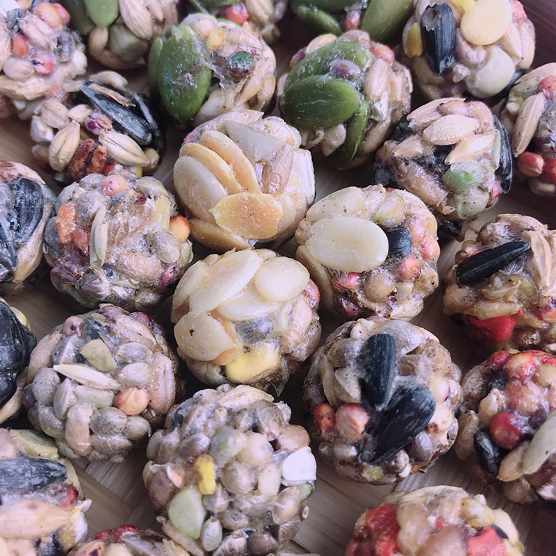 500 free 18mm hamster Golden Bear squirrel small grain molar ball grain ball grain ball