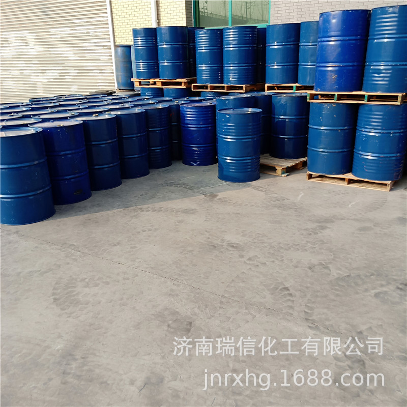 Foam non-ionic surfactant soft and smooth