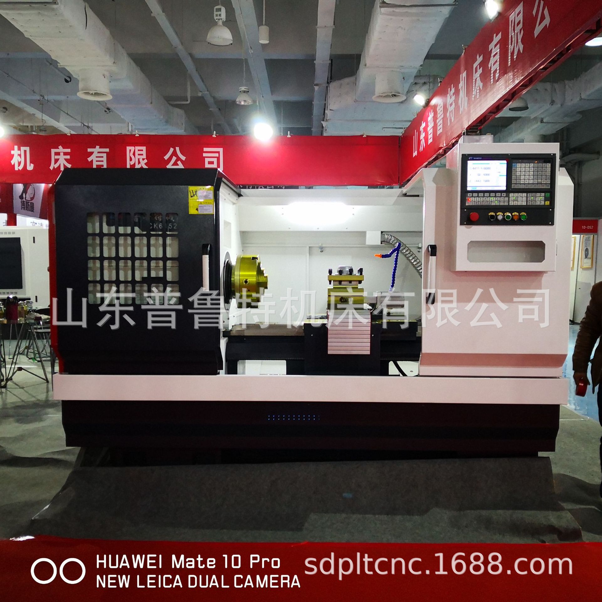 Производители токарных станков Ck6152E с интегрированной кроватью, с гарантией на год