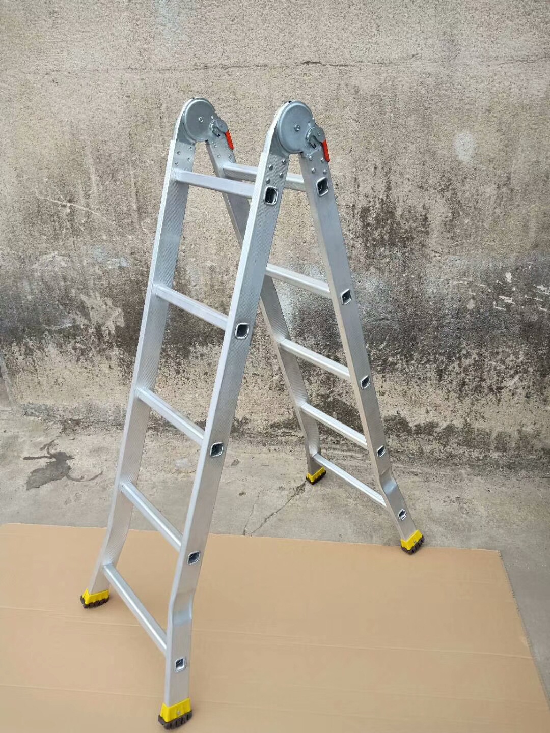 Non-rivet Joint Ladder Herringbone Ladder Household Ladder Multifunctional Folding Ladder Aluminum Alloy Ladder