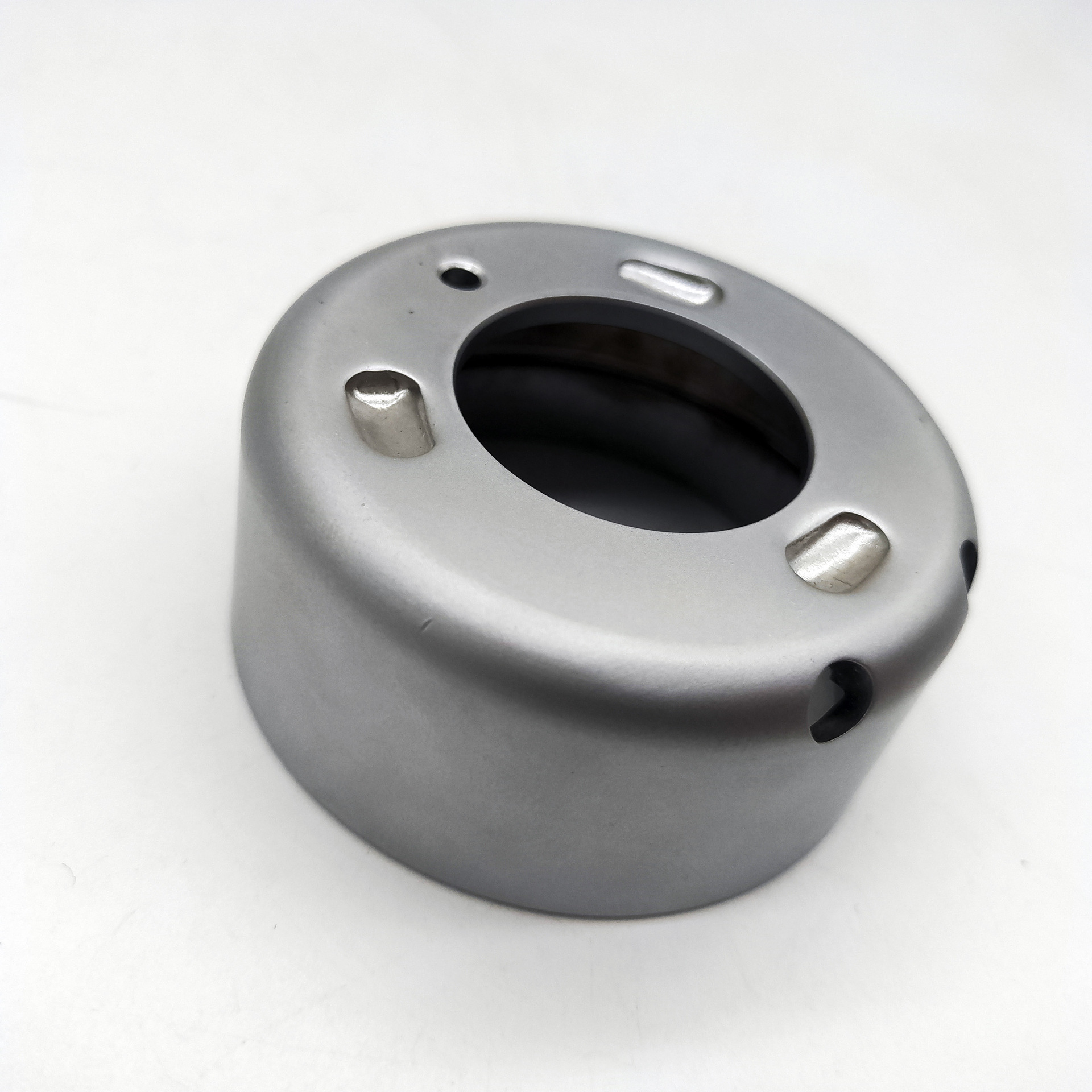 Индивидуальная обработка оболочек новых энергетических аксессуаров, производство и обработка алюминиевых сплавов, обработка поверхности, электролитическая обработка