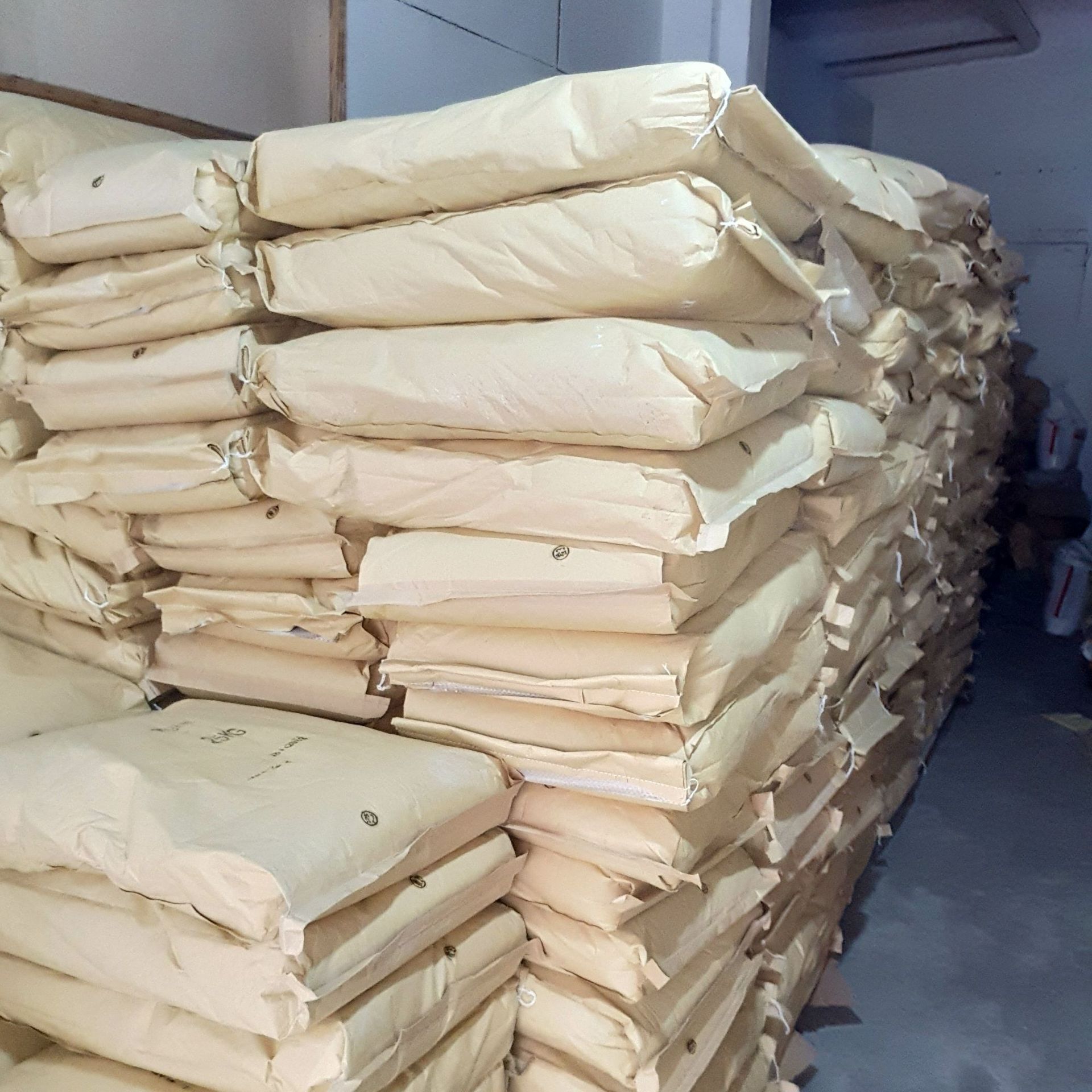 Plastic Defoaming Agent Desiccant/Water Removal Mother Particles/Blow Film Wire Drawing Grade Non-Vacuum Packaging