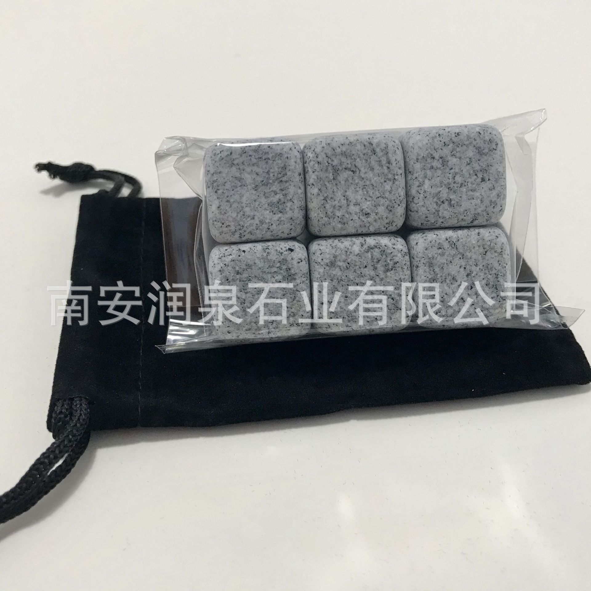 Source Manufacturer Velvet Bag 6-Pack Whiskey Ice Tartar Natural Ice Stone Whisky Stones Can Be Customized Specifications