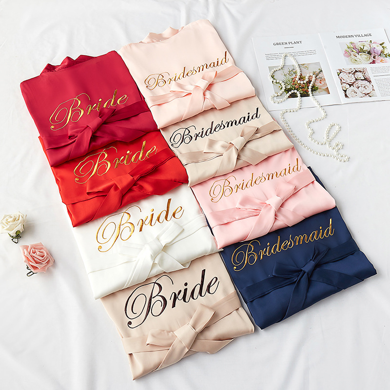 Morning Robe Women Bride Fashion Wedding Gown Hall Bridesmaid Group Embroidered Nightgown Wedding Thin Silk Makeup Women's Gown