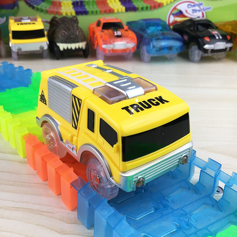 Luminous luminous track automobile engineering vehicle fire truck changeable splicing plastic track LED light mud car