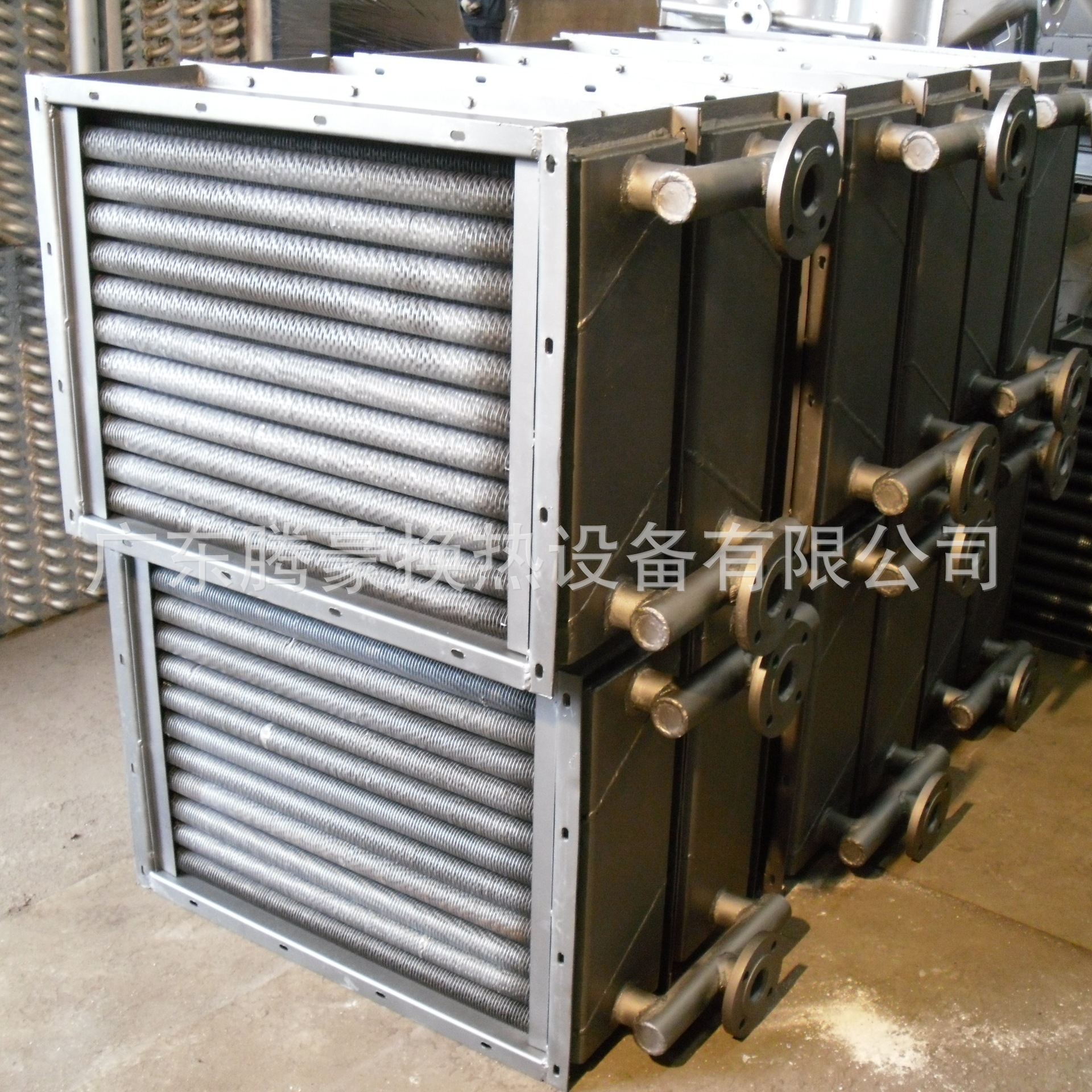 Guangdong Teng Hao Srz Steel Pipe Around the Steel Sheet Air Radiator Steam Heat Exchanger