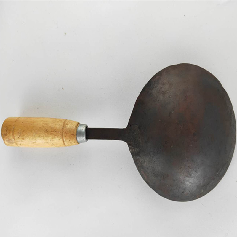 Smelting Spoon Feed Spoon Hand-forged Iron Spoon 14 Caliber Short Wooden Handle Thickeneded Spoon Industrial Spoon