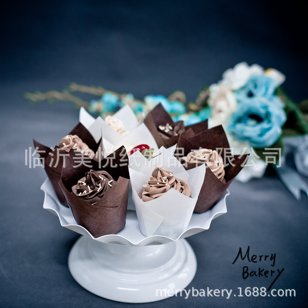 Cross-border supply of Brown tulip cup 50mm bottom baking cake paper cup European greasproof paper Mafen Cup
