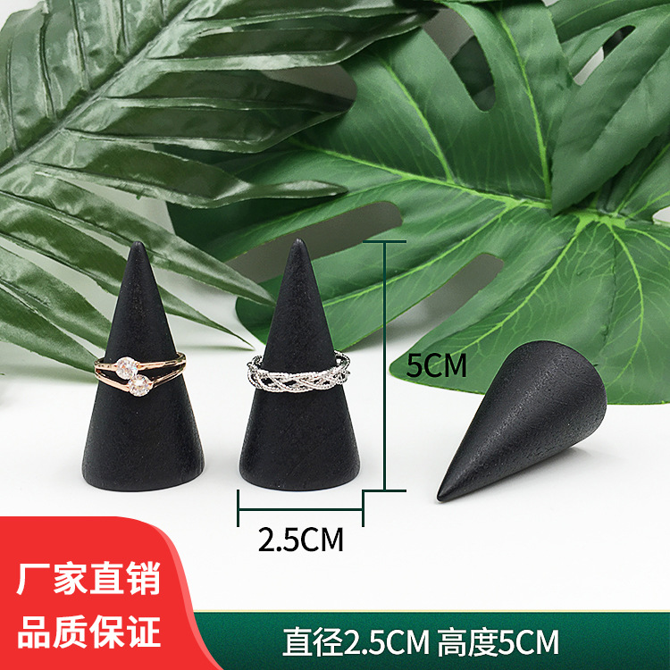 Factory in stock wholesale solid wood cone ring display rack ring holder ring holder jewelry storage rack shooting props