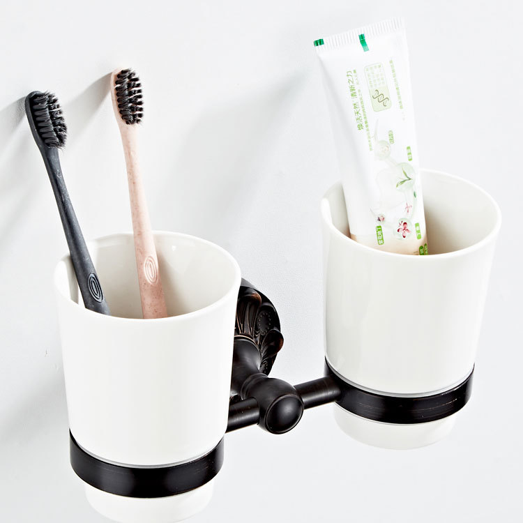 Bathroom hardware pendant manufacturer new European flower chassis copper double cup holder gargle Cup K6108