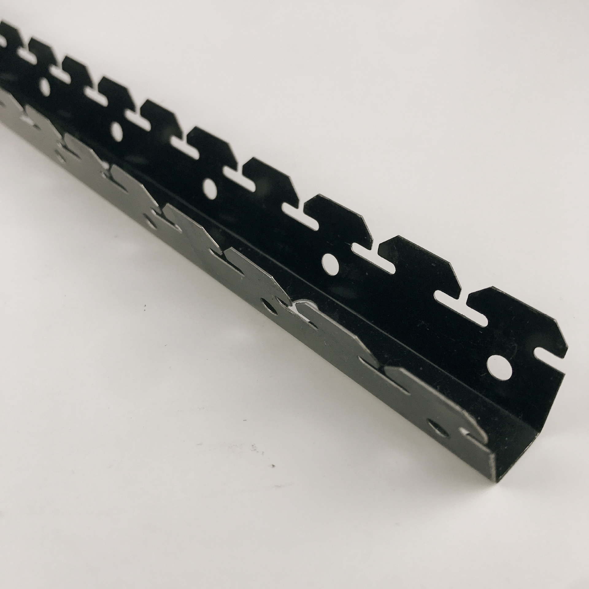 Aluminum Square Ceiling Galvanized Keel Supply High-Quality Aluminum Fireproof and Moisture-Proof Universal Cross-Step Factory Direct Sales Galvanized Steel