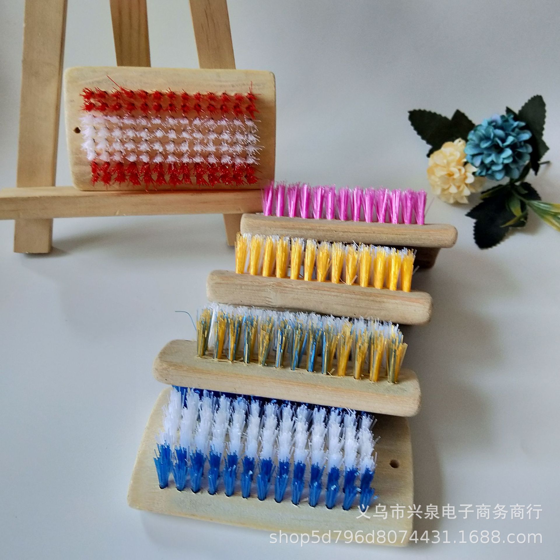 Large Wide Clothes Brush Bamboo Clothes Brush Thickeneded Bamboo Wide Clothes Brush Colorful Strip Clothes Brush Shoe Brush 1 Yuan Two Yuan Wholesale