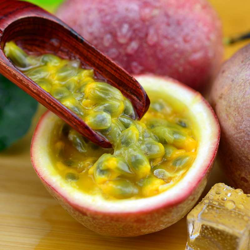 Guangxi Fresh Passion Fruit Purple Egg Fruit White Fragrant Large Fruit 5 Pounds 5kg Tropical Fruit Drop Shipping