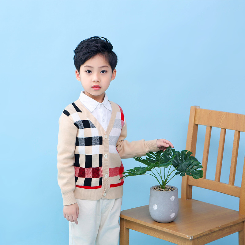 Tao factory children's clothing sweater processing custom knitted sweater to map samples small batch OEM production