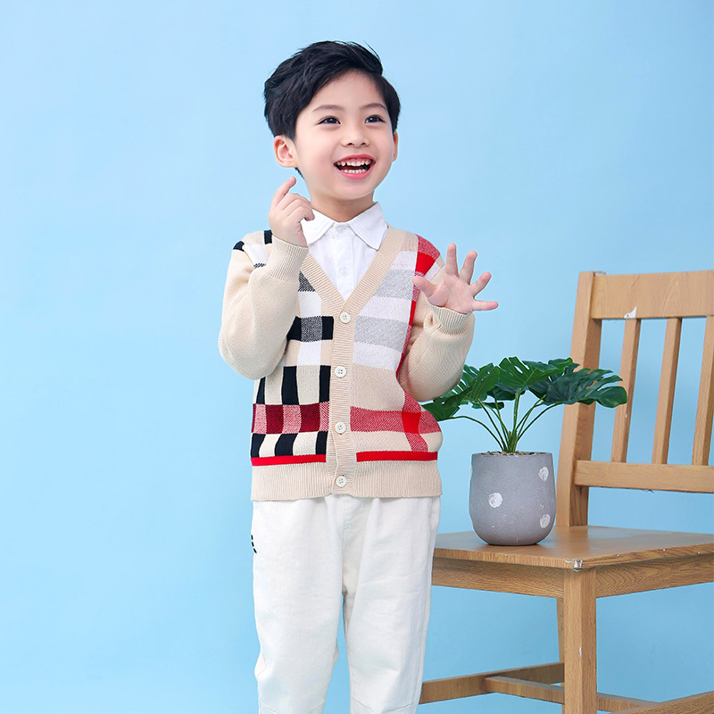 Tao factory children's clothing sweater processing custom knitted sweater to map samples small batch OEM production