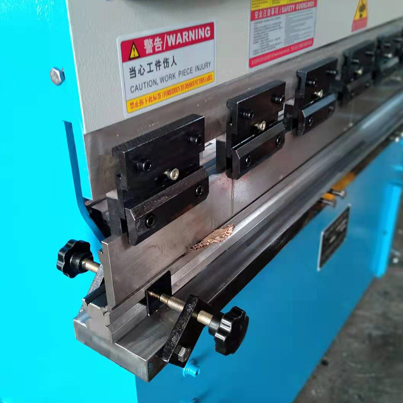 Manufacturers supply small simple CNC bending machine hydraulic sheet automatic metal electro-hydraulic servo bending machine