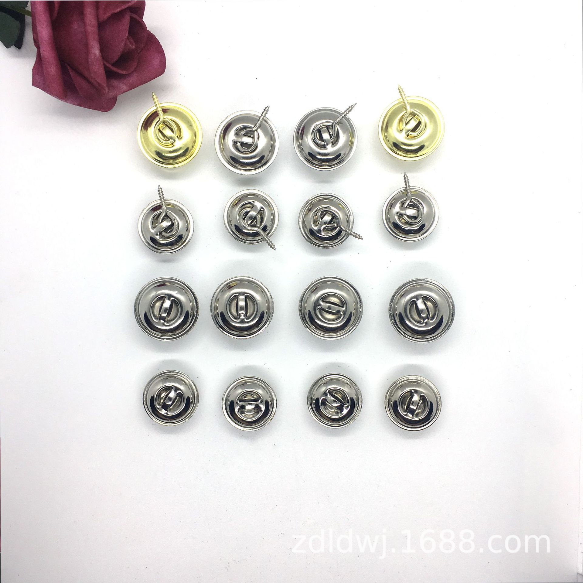 Factory Direct word hanging nail Bell red peach eye round bell crafts pendant children's toy accessories