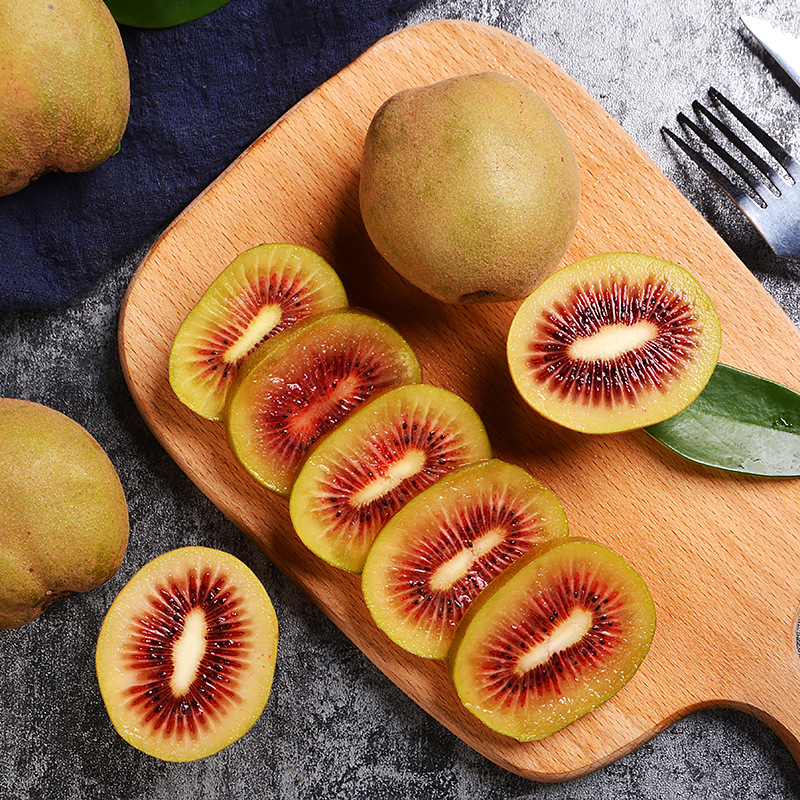 Sichuan Pujiang Red Heart Kiwi Fresh Seasonal Fruit Kiwi Seasonal Kiwi Non-Green Heart 2.5kg Free Shipping