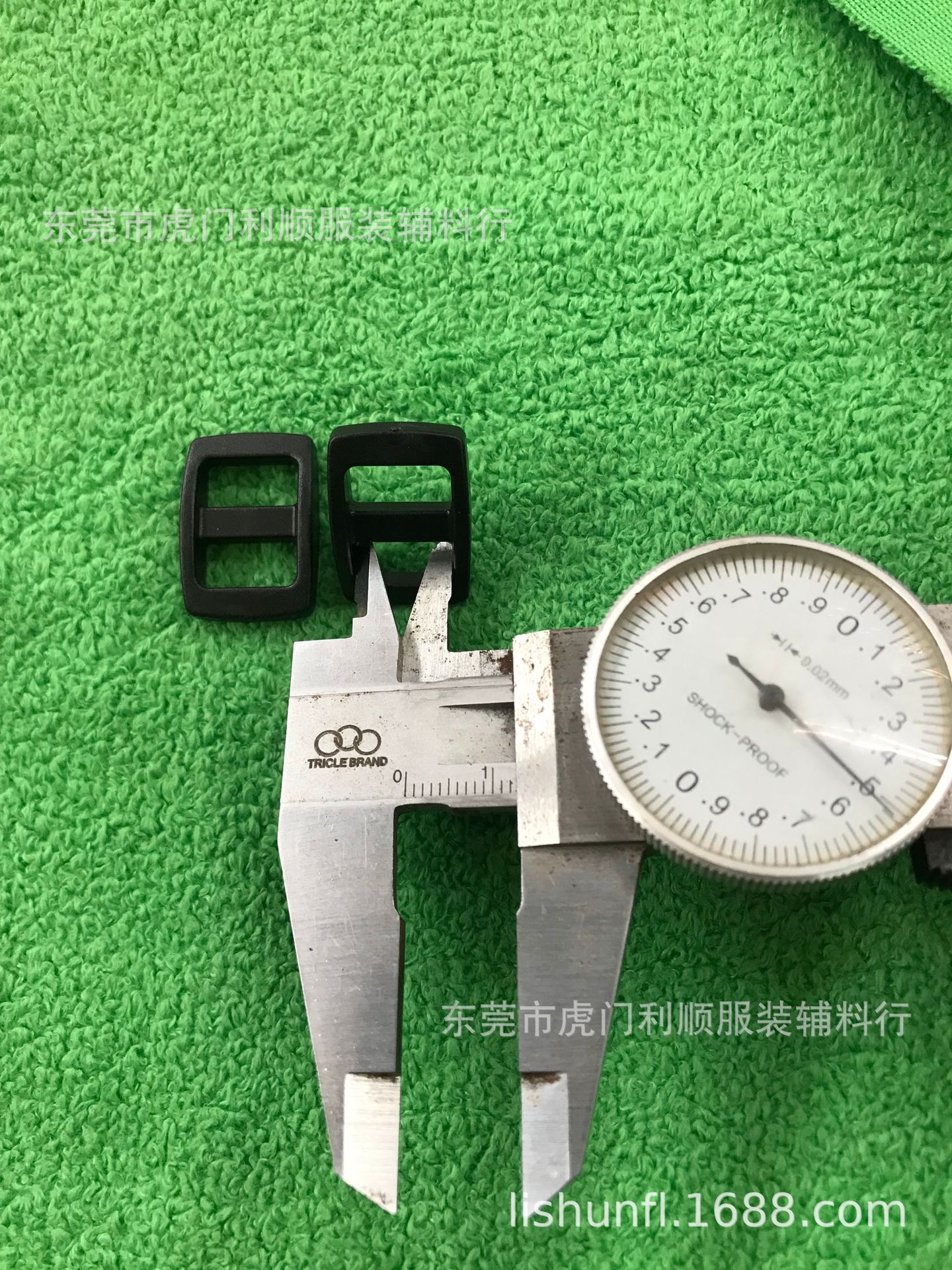 Manufacturer Plastic 12MM Plastic Japanese Buckle 1.2CM Day Buckle 4 Points Plastic Rope with Accessories Adjustment Buckle