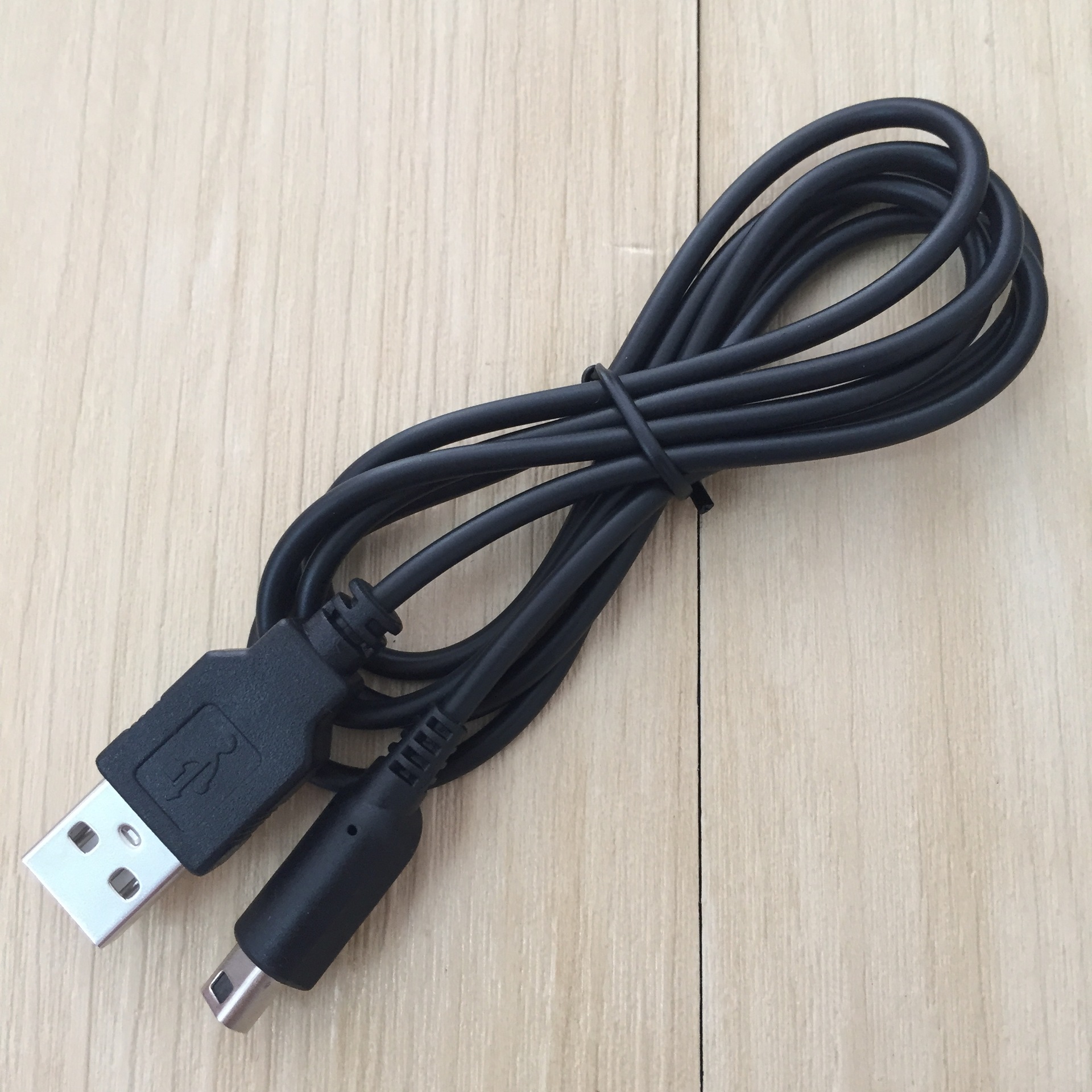 Nintendo 3Ds New3Dsllndsi3Dsxlusbtodsi Charging Cable 1.2m Pure Copper Cable Ce Certification
