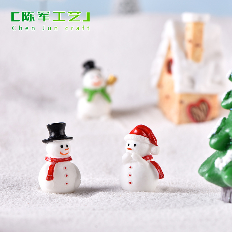 New Christmas Old Man Snowman Decorations Accessories Micro Landscape Christmas Socks Gift Bells Resin Small Ornaments