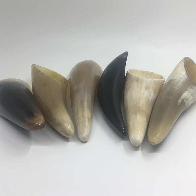 Fuzhou source horn scraping barrel 13 to 16cm tea peony horn comb scraping board factory wholesale