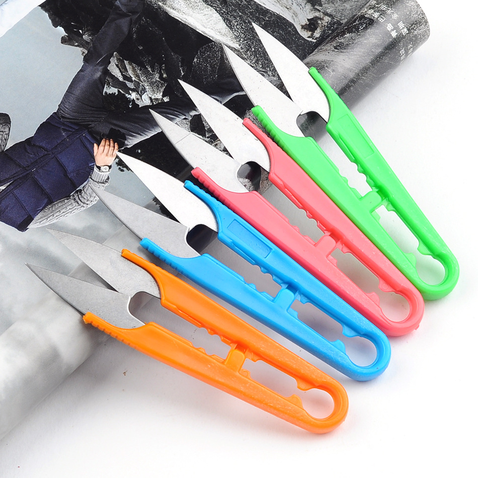 Wholesale supply plastic handle cross-stitch small scissors color yarn shear thread shear U-shaped shear individual packaging thread shear knife