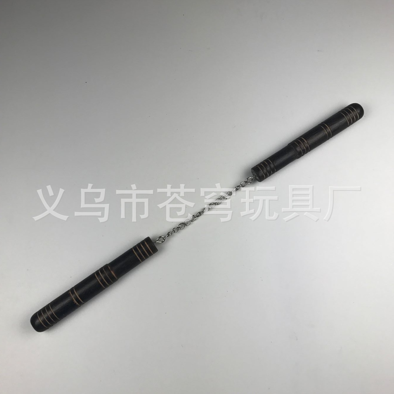 Factory direct wooden Mini small nunchaku beginners practice solid wood nunchaku nunchaku nunchaku scenic toys