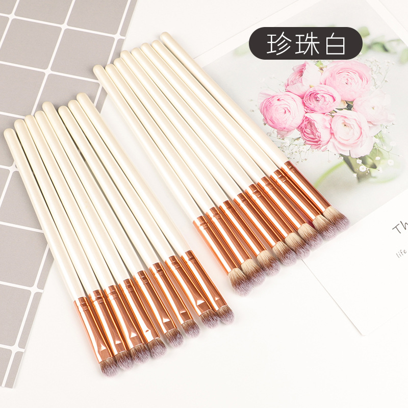 Factory wholesale single eye shadow brush super soft artificial fiber hair halo brush multi-function makeup brush beauty tools