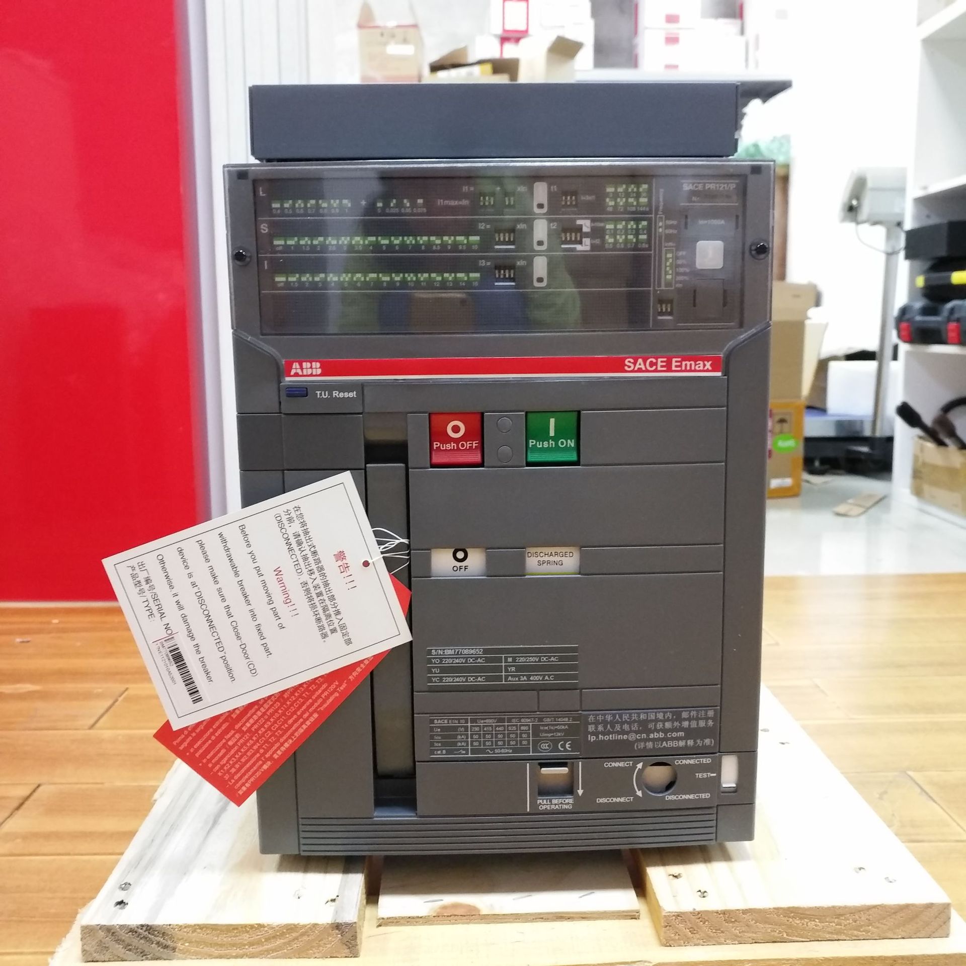 Abb Molded Case Circuit Breaker Accessory 1Sda055016R1 Kit Fc Cu 1X240Mm 400 T5 3Pc New