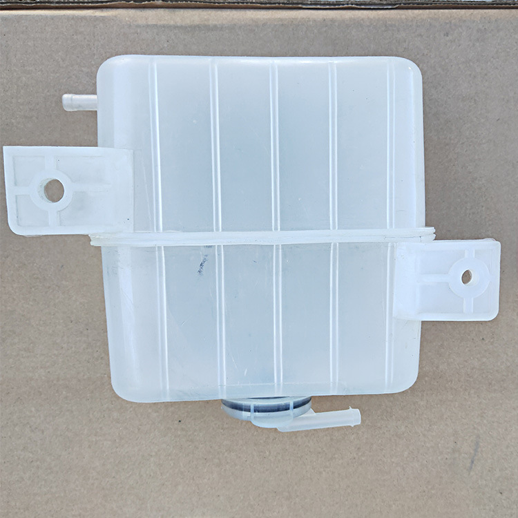 Manufacturers supply water tank kettle car watering can Expansion tank specifications are diverse