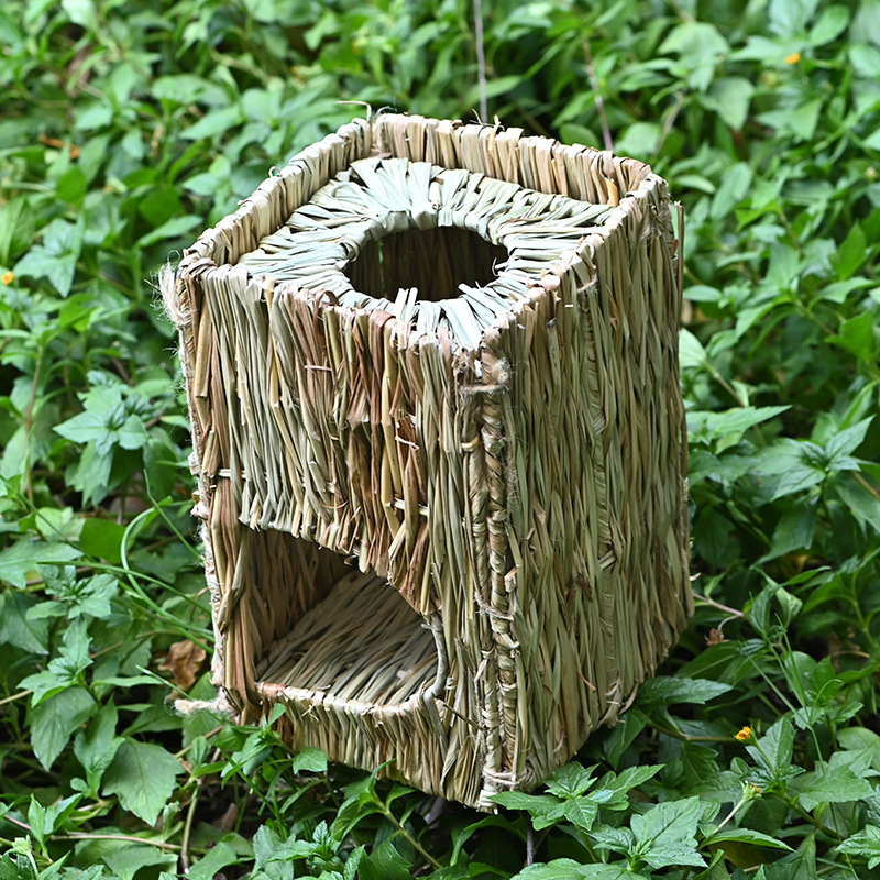 Temu pet folding straw house rabbit nest chinchilla hamster hedgehog guinea pig handmade straw rabbit nest pet supplies