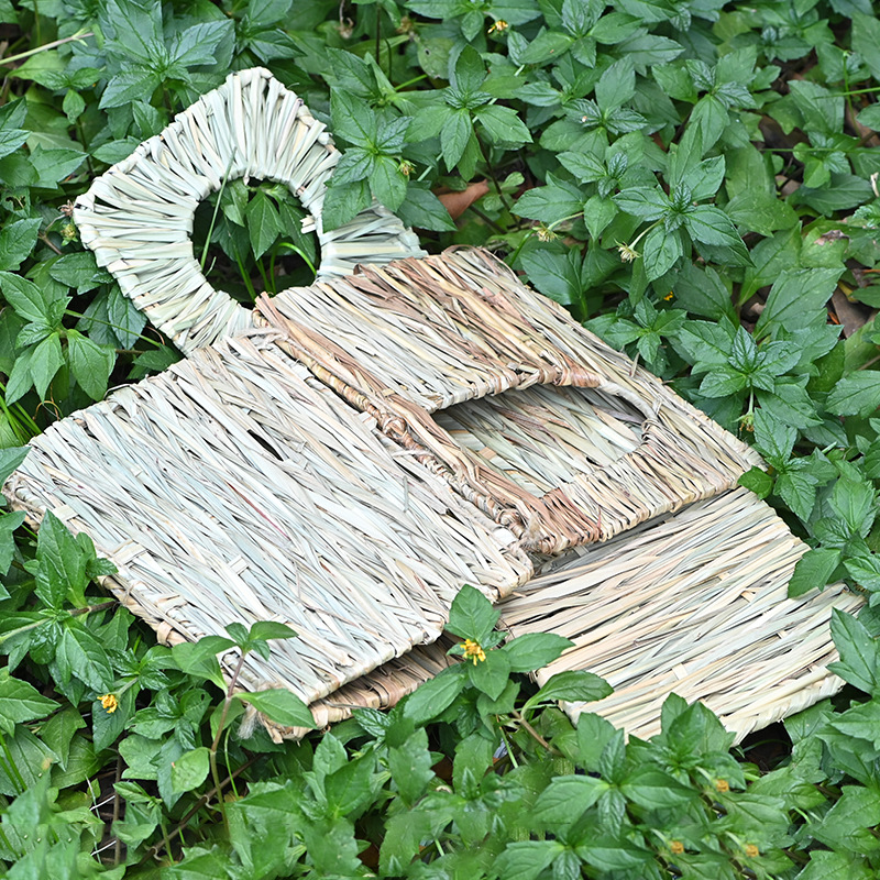 Temu pet folding straw house rabbit nest chinchilla hamster hedgehog guinea pig handmade straw rabbit nest pet supplies