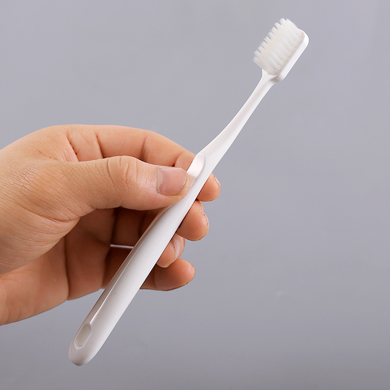 High-end quality portable travel toothbrush toothpaste adult business trip travel Hotel Hotel Dental Hospital soft bristle toothbrush