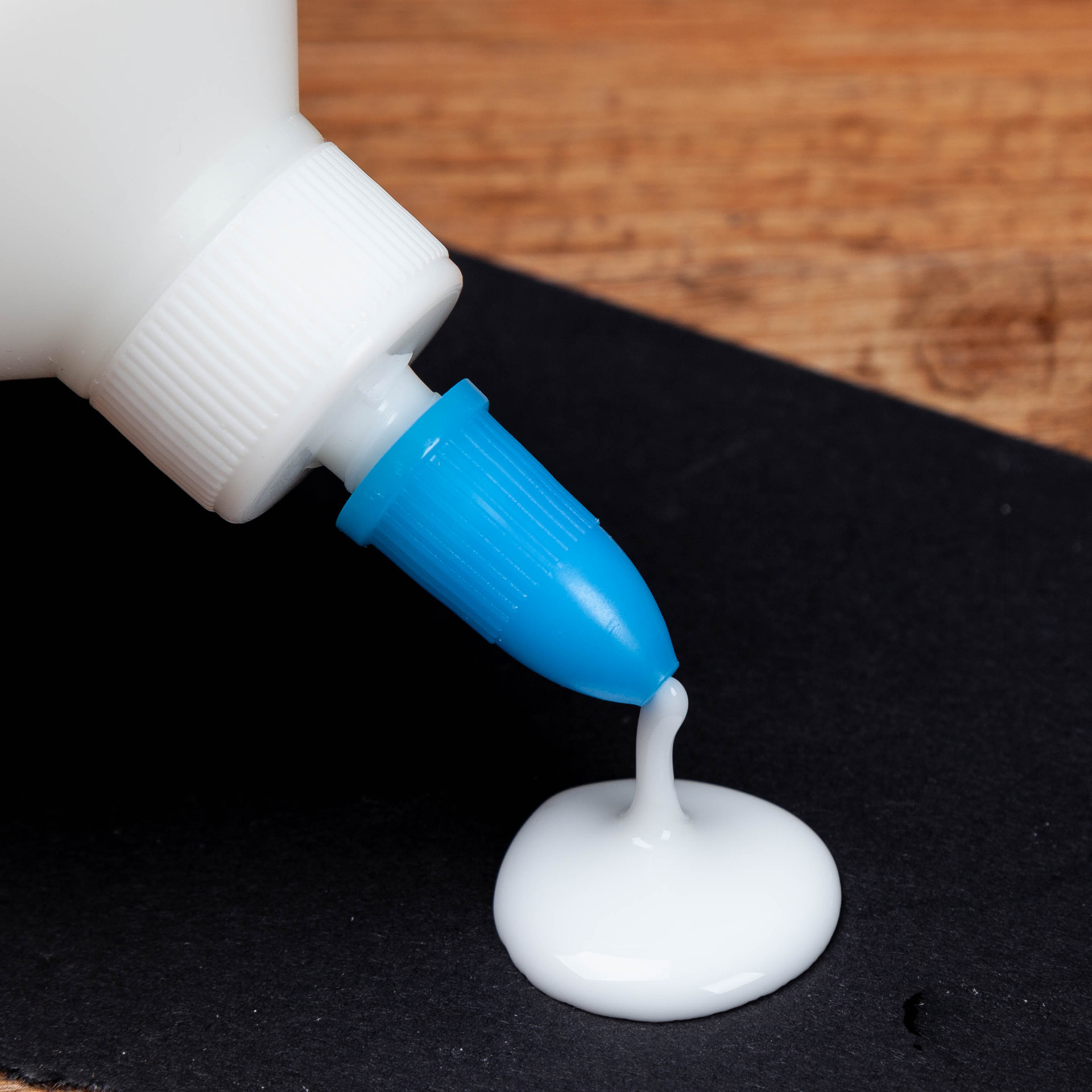 500ml White Glue Student Handmade White Glue White Latex DIY White Latex Slime Glue Sticky Paper Teacher