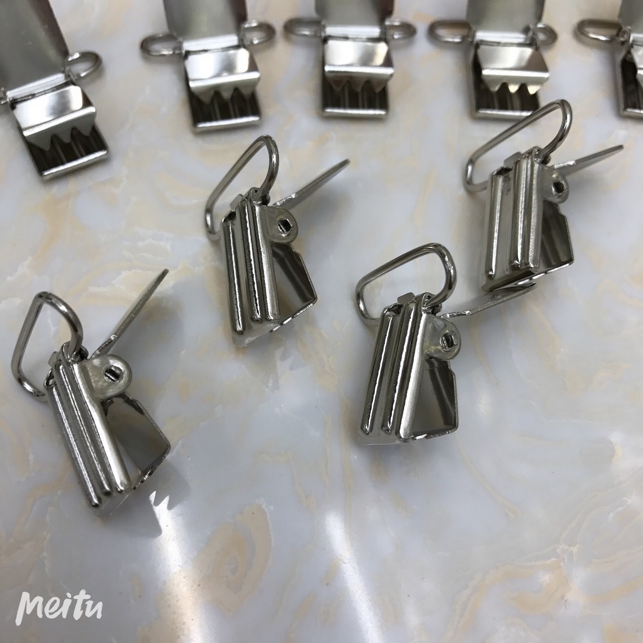 Small face non-adhesive duckbill buckle strap buckle duckbill clip hardware clip webbing buckle