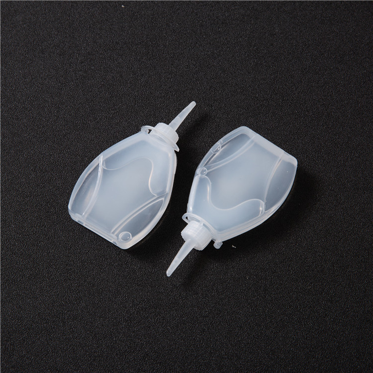 Anti-Rust Oil, Sewing Machine Lubricant, Clothing Machine Oil, Maintenance Oil, Barber Razor Oil, Clipper Oil, Noise Reduction Oil, White Oil