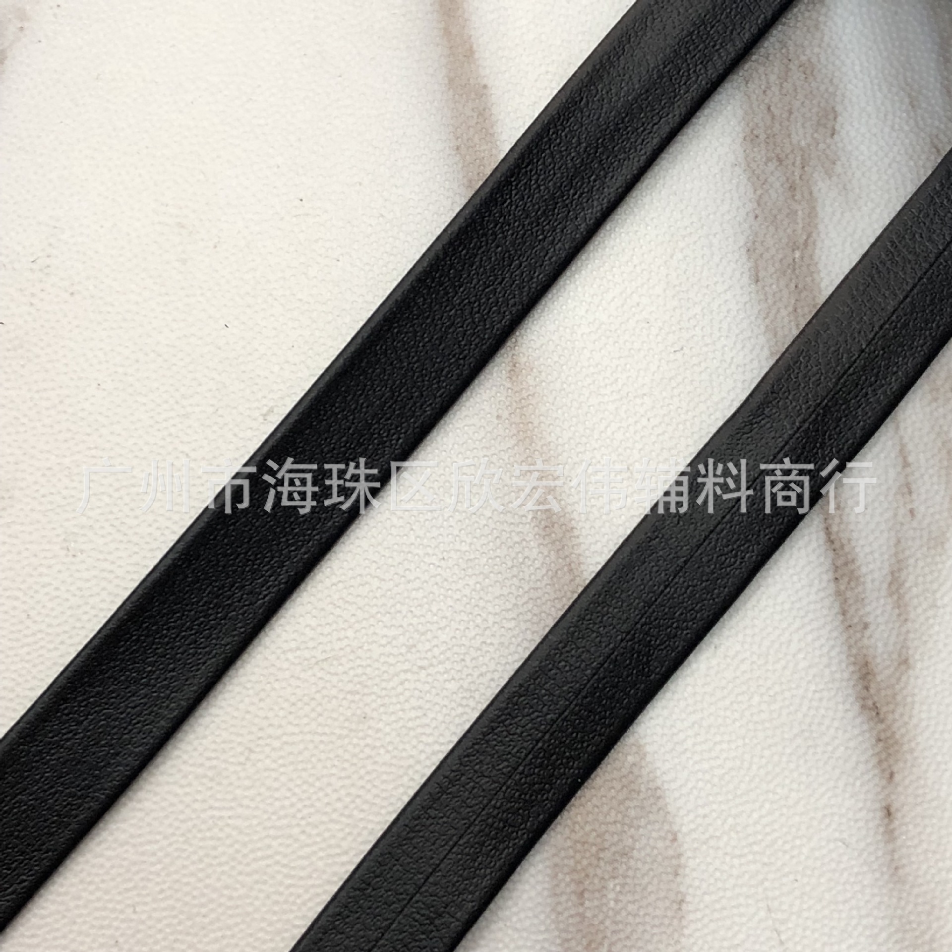 Pu leather webbing 5-50mm black and white gold silver folding leather rope luggage leather webbing sofa bed decoration