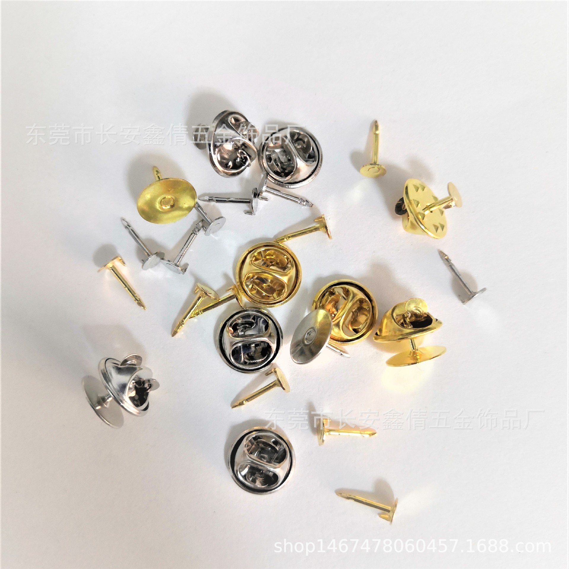 Фабричное предложение золотой латунный значок с шипами для лошади с серебристой круглой головой, значок с плоской верхней пряжкой