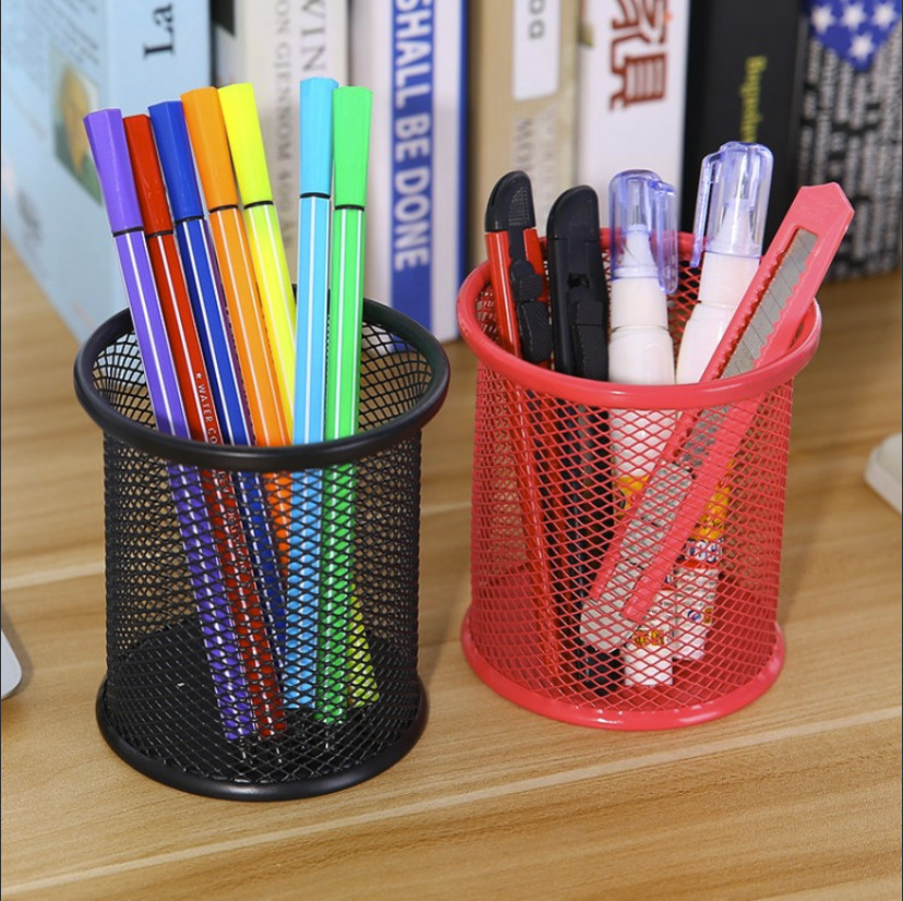 Office stationery student pen holder multifunctional desktop storage wrought iron metal mesh pen holder manufacturers wholesale
