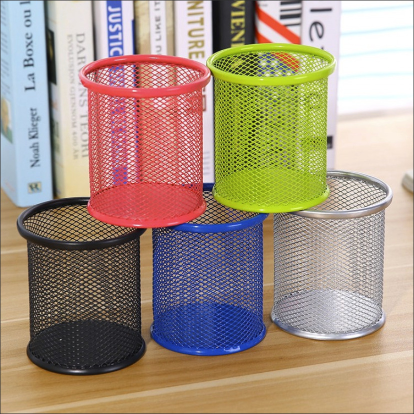 Office stationery student pen holder multifunctional desktop storage wrought iron metal mesh pen holder manufacturers wholesale