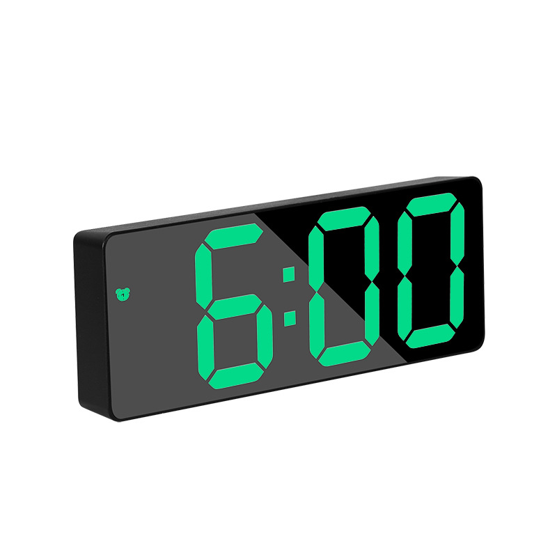 Factory direct LED electronic alarm clock simple style clock battery plug-in dual-purpose clock Yida time 0712