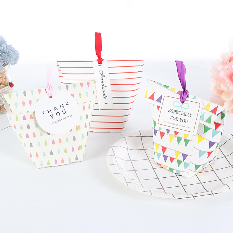 Wholesale Korean Version Creative Wedding Candy Box Gift Box Socks Scarf Candy Carton Jewelry Lace Packaging Box Printing