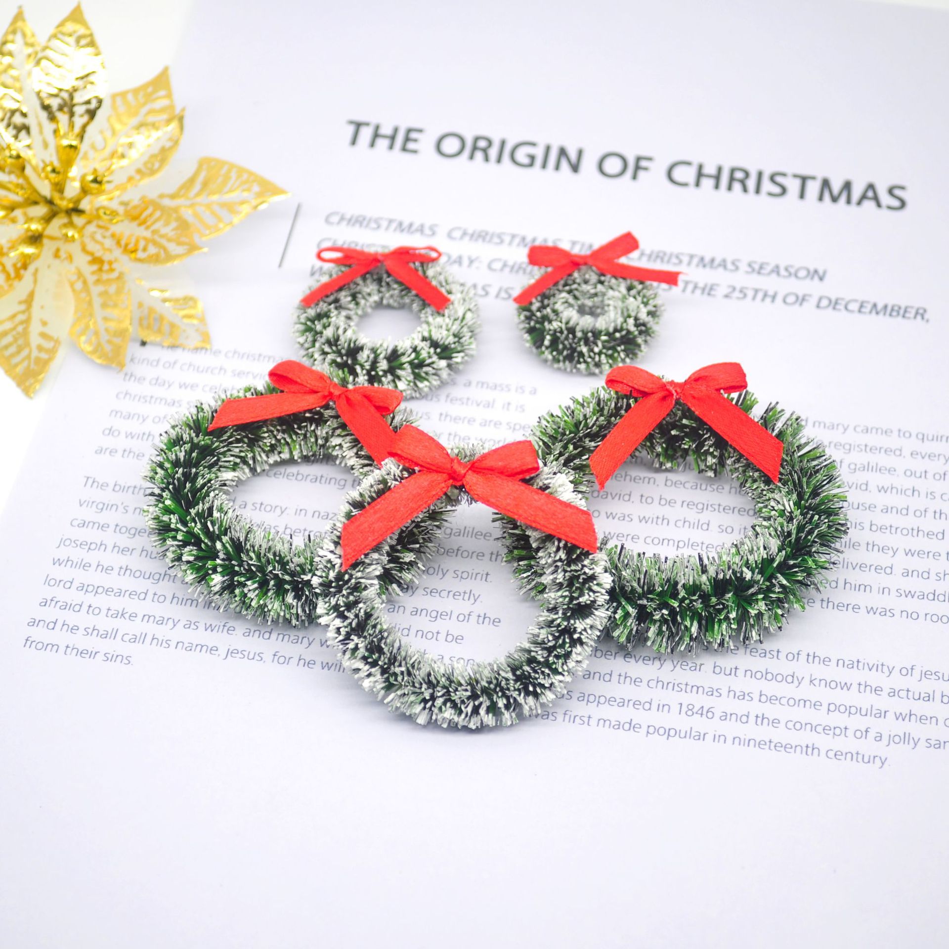 Jiaxin Christmas Wreath Hanging Mini Jumbo Ring Plastic Tengue Simulation Small Wreath Grass Ring Door Ring Decoration Wholesale
