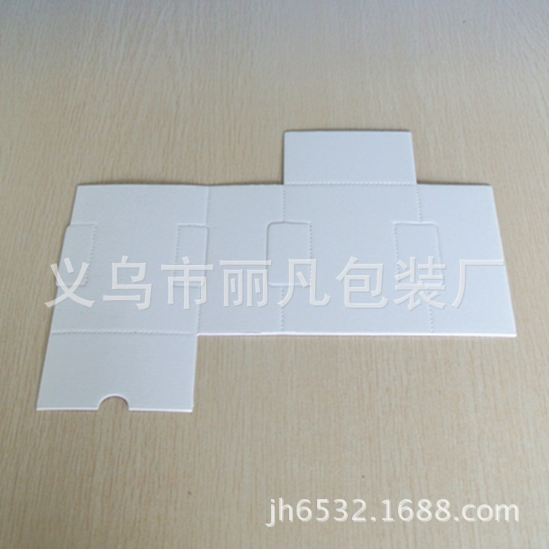 . Cosmetics lining White pit paper material three layers 80g100g white EF pit corrugated paper