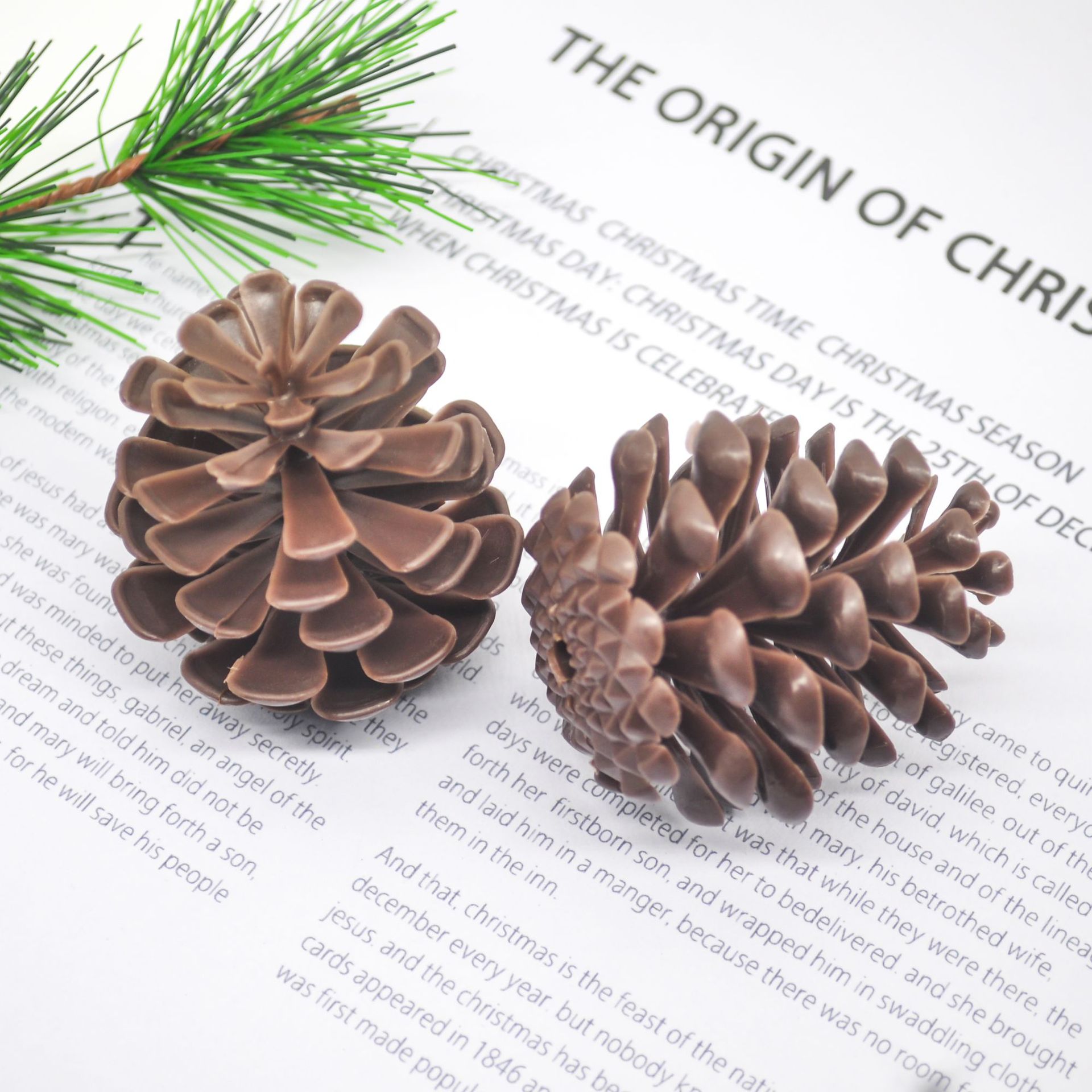 Christmas Decorations Christmas Tree Pine Cone Pendant High Artificial Pine Cone Garland Decoration 2-6cm Local Pine